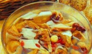 四寶鴿肉湯 四寶鴿肉湯