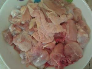 雞肉冬粉煲 雞肉冬粉煲