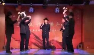 城管斧頭舞 城管斧頭舞