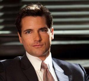 美女上錯身-帥氣前男友，優秀律師