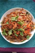 雞肉炒粉皮 雞肉炒粉皮