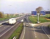荷蘭高速公路旁的平交進口匝道