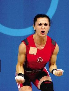 努爾詹·塔伊蘭 努爾詹·塔伊蘭