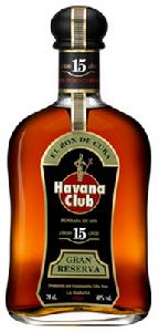 哈瓦那俱樂部15年，適合純飲的經典朗姆酒