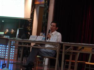 寧波大紅鷹職業技術學院