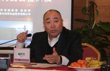 鴻茅實業董事長、鴻茅藥酒掌門人鮑洪生