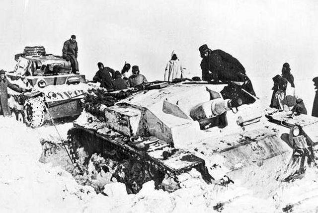 二戰德軍敗給了嚴寒?別逗了,除非一年四季都不適合德軍打仗!