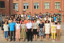 青島市昇平路國小教師