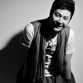 還是做朋友[逍遙演唱的歌曲]