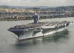 美國“約翰·斯坦尼斯”號航母