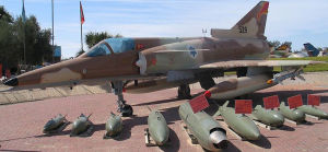 以色列幼獅戰鬥機