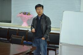 鄧偉華[蘭州大學數學統計學院教授]