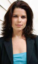 內芙&middot;坎貝爾