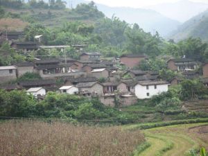 彎田村[雲南會澤縣上村鄉下轄村]