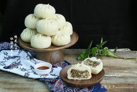 槐花肉包子 槐花肉包子