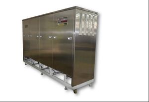 中國第一台氣相清洗機