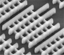 圖1 英特爾公布的FinFET的電子顯微鏡照片