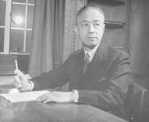 （圖）1945年12月教育部長朱家驊於上海
