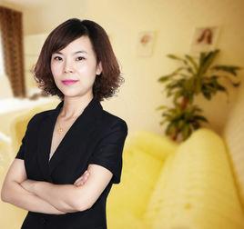 賀怡[四川阿藍整形美容集團廣安分院皮膚科主任]