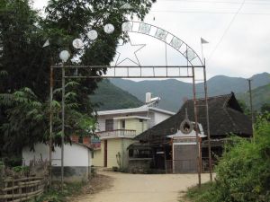 曼夕下寨村 曼夕下寨村