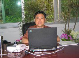 易龍[贛南師範學院副教授]