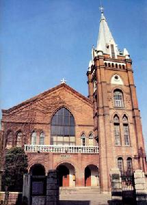 第一教會位於藥廛巷。第一教會便是大邱、慶北地區最早的基督教教會。