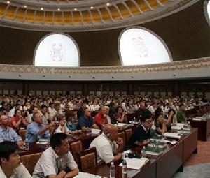 2010年8月18日下午，第21屆世界抗癌大會在深圳開幕。