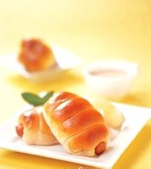 鹹味香腸麵包 鹹味香腸麵包