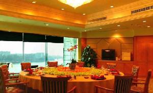 開平潭江半島酒店