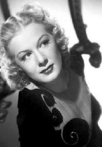 貝蒂·赫頓 貝蒂·赫頓