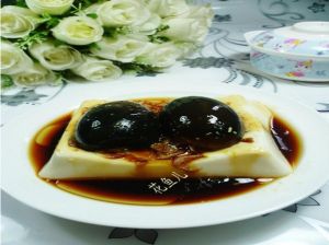 皮蛋蝦皮拌豆腐 皮蛋蝦皮拌豆腐