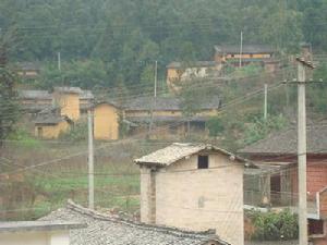 岩峰洞自然村 岩峰洞自然村