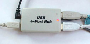 USB連線埠工作原理典型的USB四口集線器可插入4個“A”接頭。