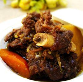 紅酒燉牛排 紅酒燉牛排