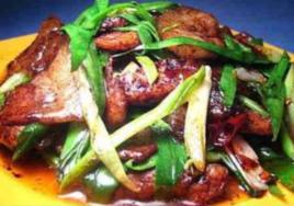 乾豇豆蒜苗回鍋肉 乾豇豆蒜苗回鍋肉