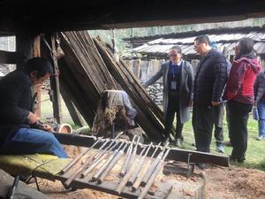 2018年3月13日阿扎村木碗生產一角