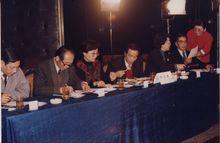 周繼祥與王義均在北京電視台做餐飲節目評判