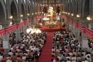 （圖）聖母升天節金主教主持大禮彌撒