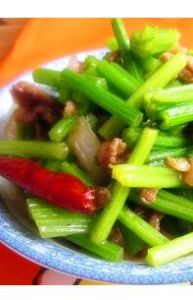 芹菜小炒 芹菜小炒