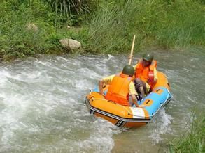 飛霞碧溪漂流 飛霞碧溪漂流