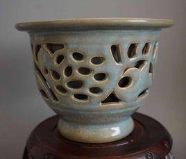 汝窯鏤空花盆 汝窯鏤空花盆
