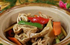 豬大腸莧菜頭湯 豬大腸莧菜頭湯