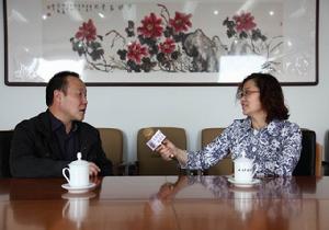歷史與旅遊文化學院黨委書記廉慧斌接受訪談