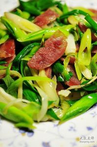 青蒜炒香腸 青蒜炒香腸