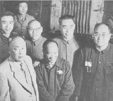 1961年陪同周恩來陳毅視察三門峽水電站機房