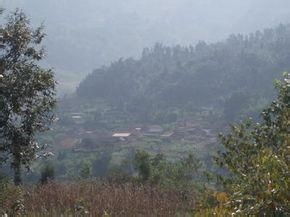 老槽坡中下寨村 老槽坡中下寨村