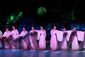 春江花月夜[揚州園林實景演出]