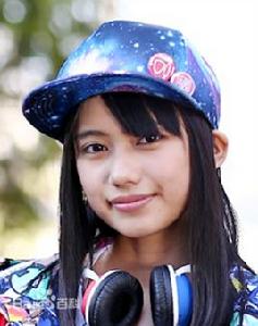 西馬仁子 西馬仁子