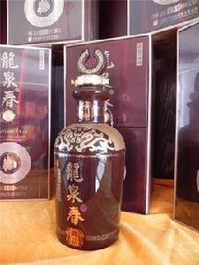 龍泉春酒 龍泉春酒