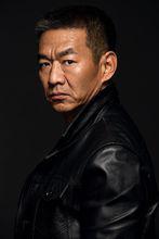 周波[演員、導演]